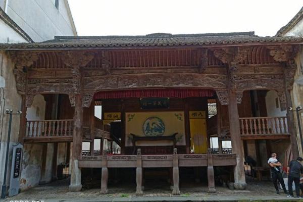 申屠氏宗祠对联和家谱记载-姓名学-华易算命网姓名 申屠氏宗祠对联和家谱记载-姓名学-华易算命网姓名